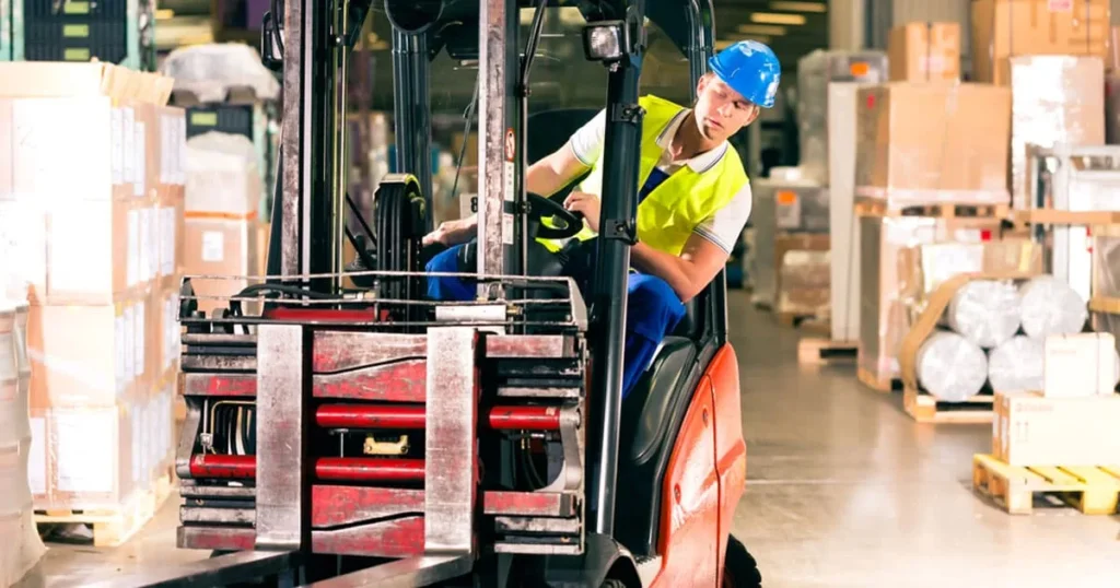 How to Hire the Ideal Forklift Truck Rentals in Etobicoke?