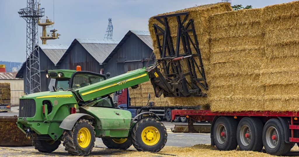Widespread Utilization of Komatsu Industrial Trucks in Richmond Hill Farms