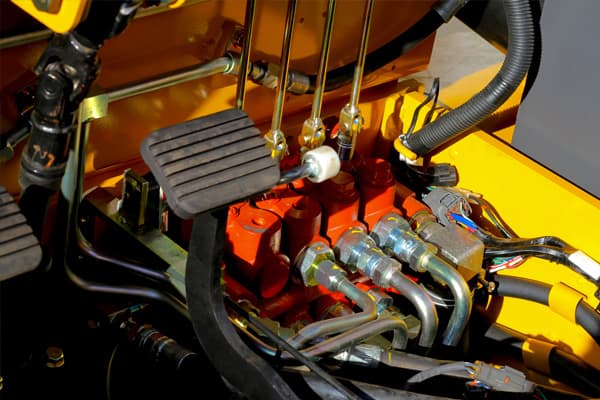 Why Choose Genuine Parts for Your Used Forklift?